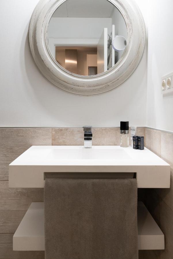 Apartamento De Lujo En Plaza Del Teatro Apartment Malaga Exterior photo